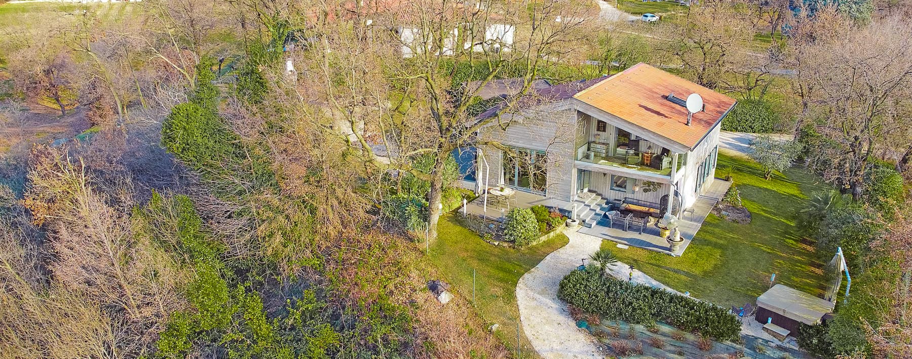 Villa esclusiva con vista Lago di Garda a Puegnago