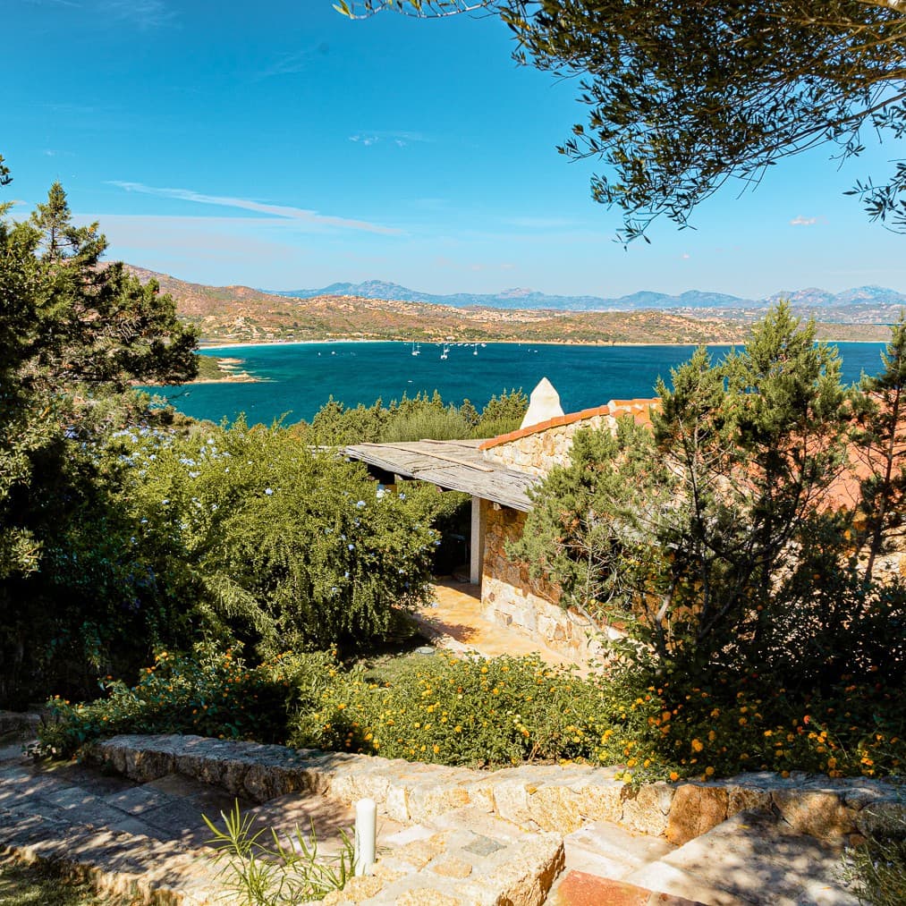 Villa con Vista Mare a San Teodoro, Sardegna