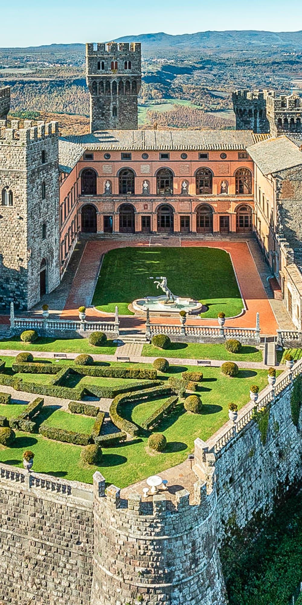Villa storica ad Acquapendente con giardino incantevole